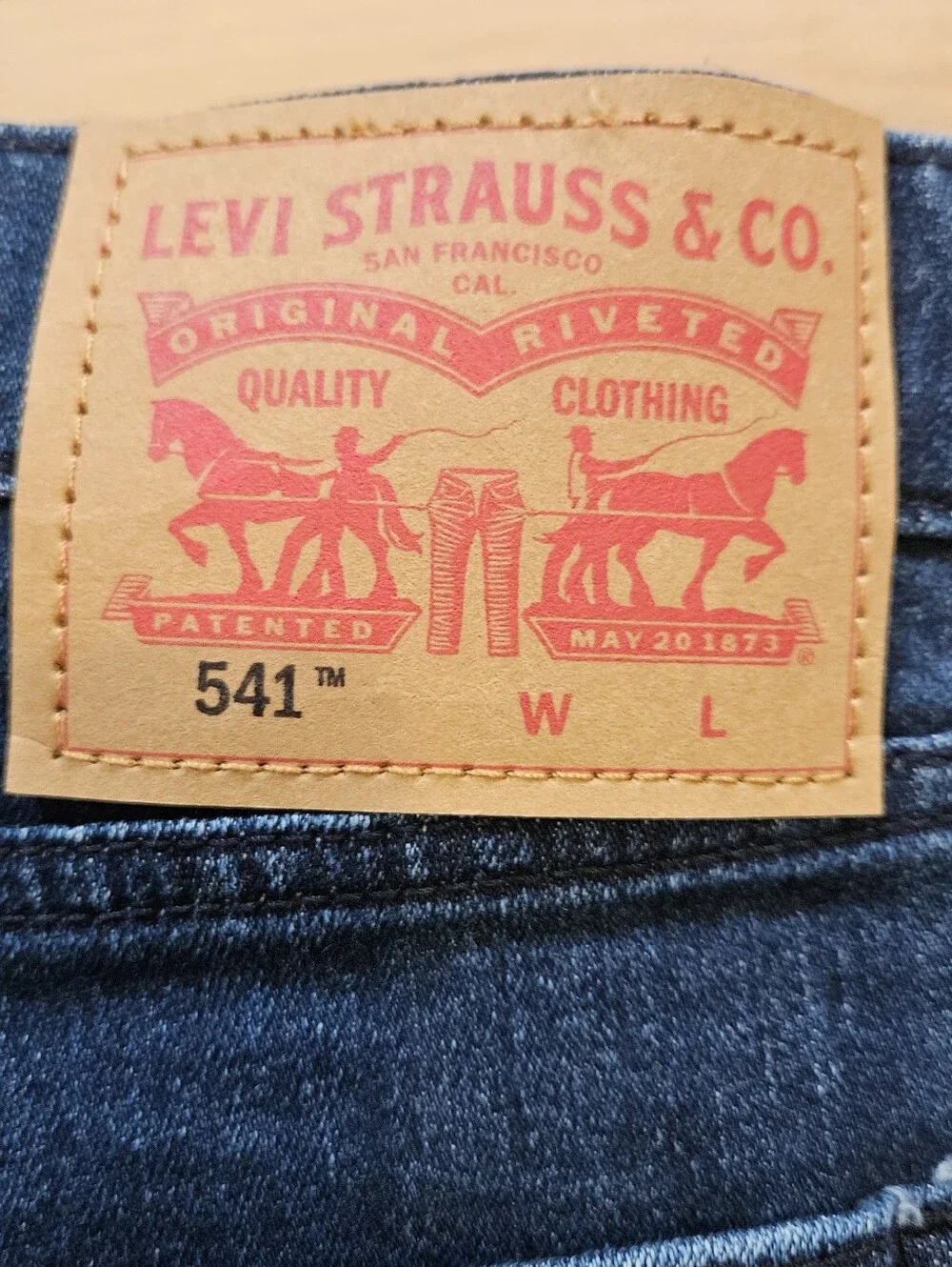 NWT | Levi's 541 Athletic Taper Jeans | Size 48×32